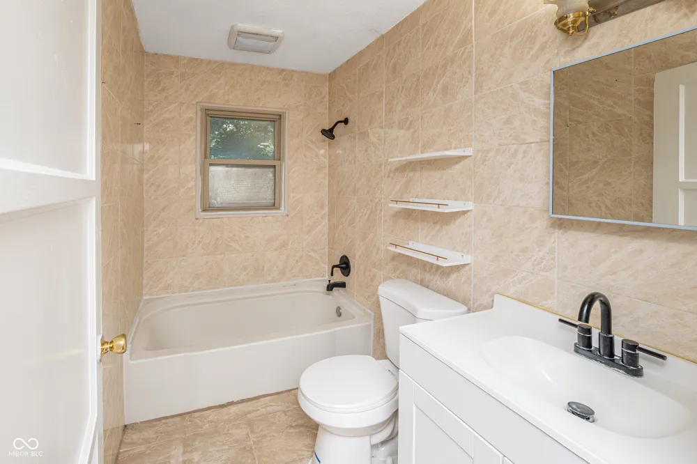 4383 Olney Street Indianapolis, IN 46205