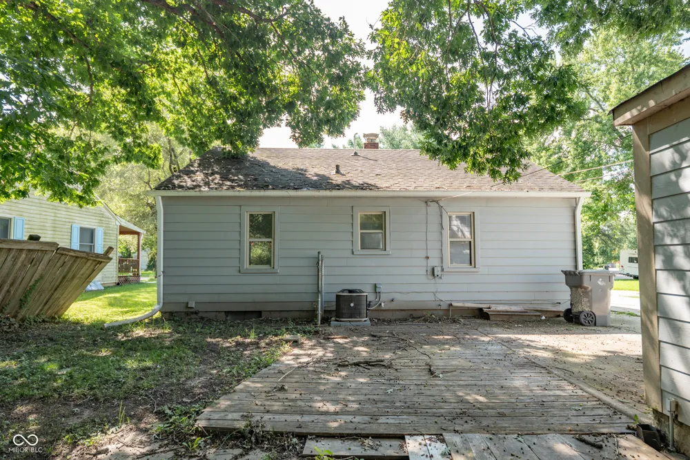 4383 Olney Street Indianapolis, IN 46205