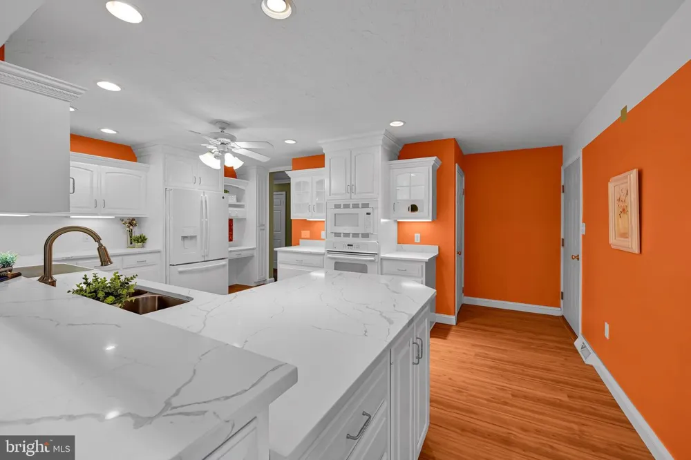 920 RIFE RUN ROAD Manheim, PA 17545