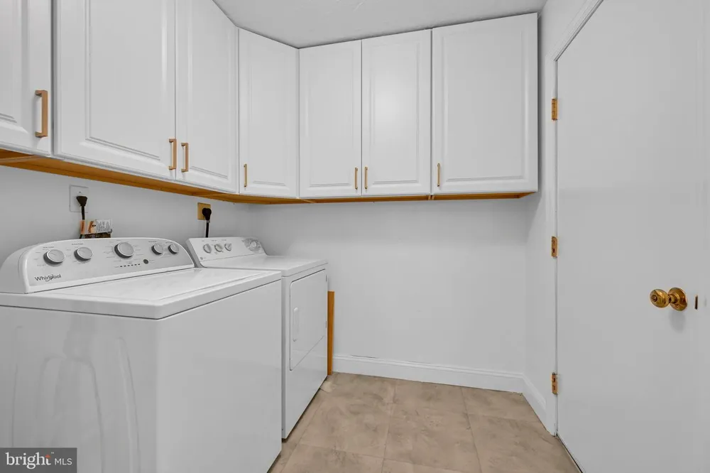 920 RIFE RUN ROAD Manheim, PA 17545