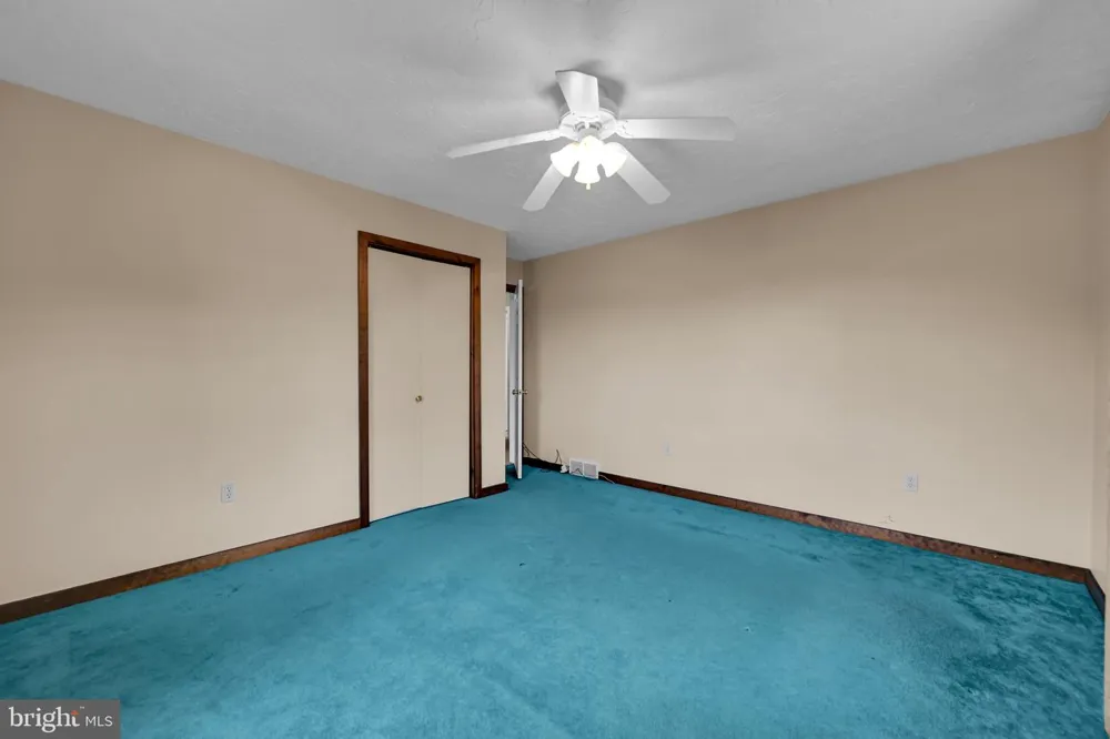 920 RIFE RUN ROAD Manheim, PA 17545