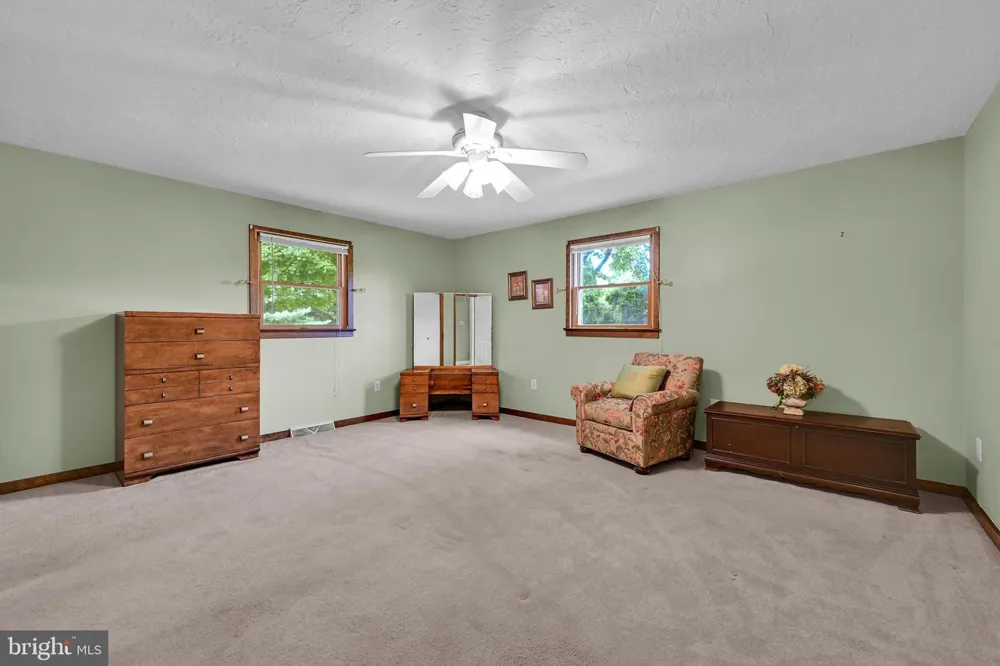 920 RIFE RUN ROAD Manheim, PA 17545