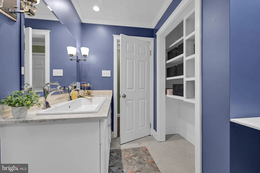 920 RIFE RUN ROAD Manheim, PA 17545