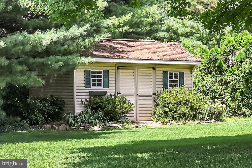 920 RIFE RUN ROAD Manheim, PA 17545