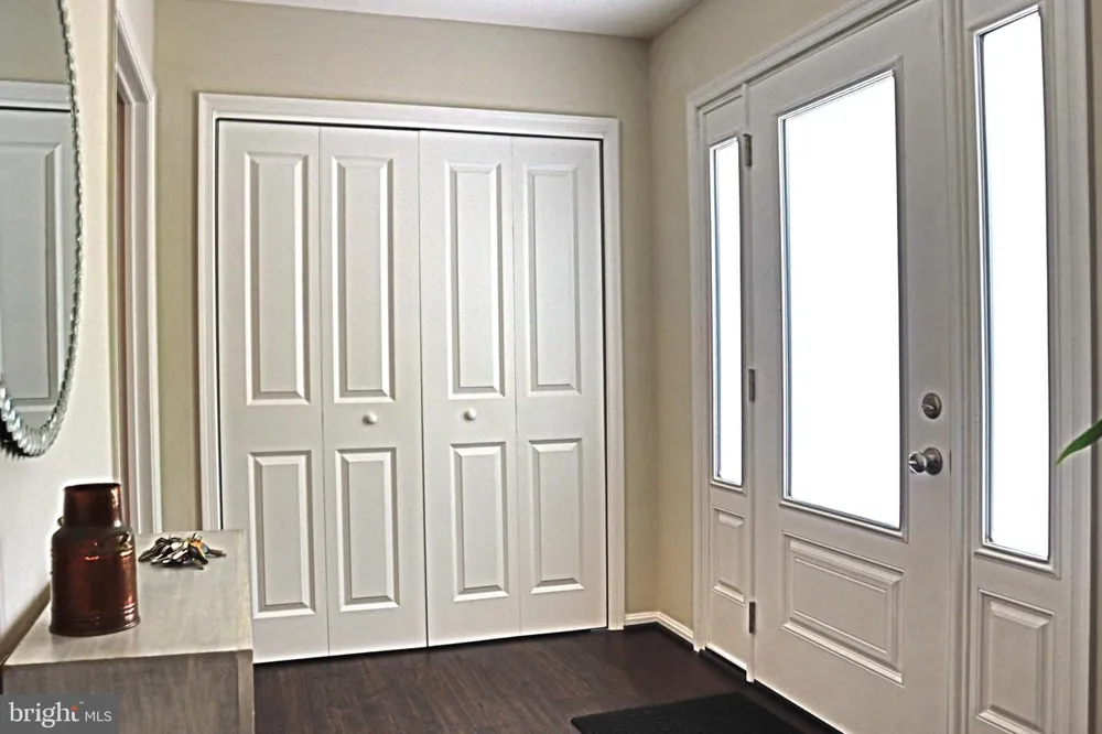 1289 BARTONSHIRE WAY Potomac, MD 20854