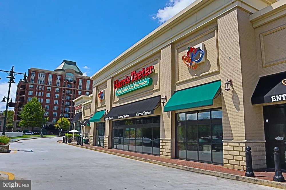 1289 BARTONSHIRE WAY Potomac, MD 20854