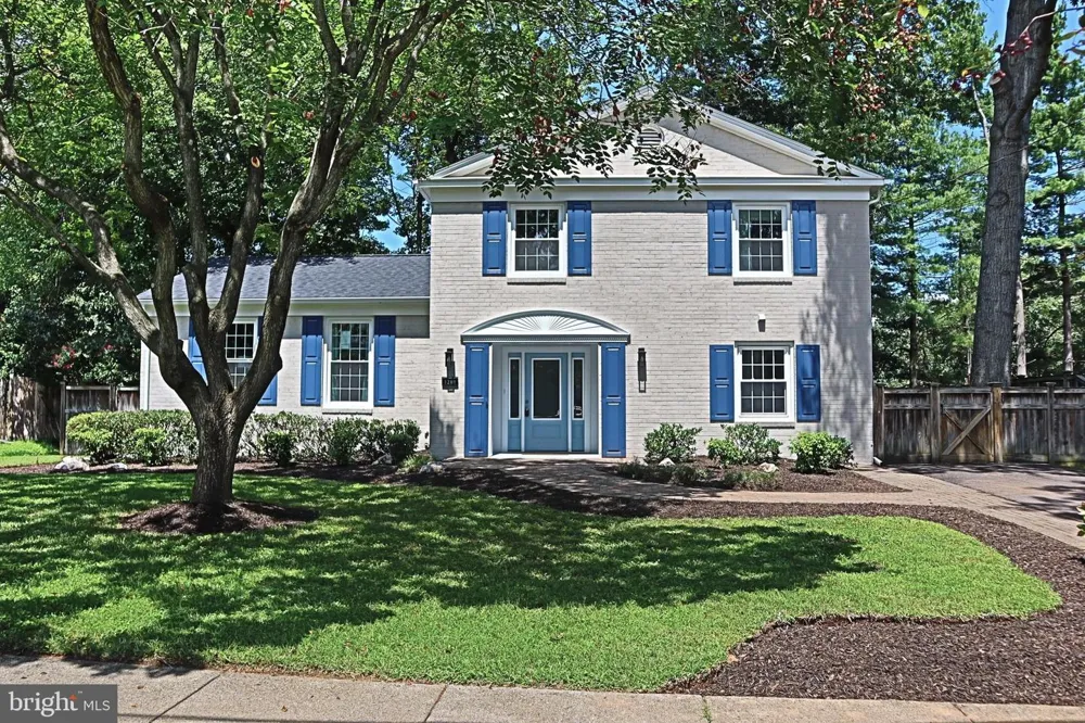 1289 BARTONSHIRE WAY Potomac, MD 20854