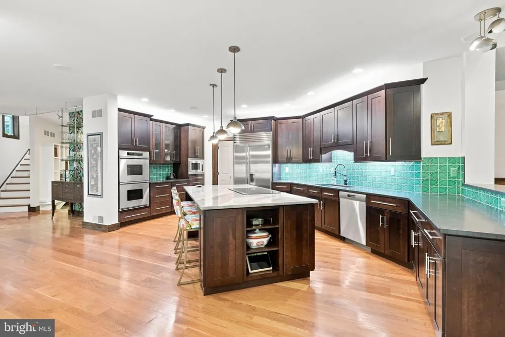 1741 HILLTOP ROAD Spring City, PA 19475