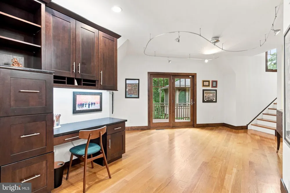 1741 HILLTOP ROAD Spring City, PA 19475