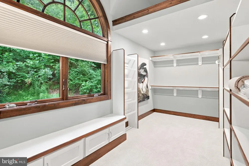 1741 HILLTOP ROAD Spring City, PA 19475