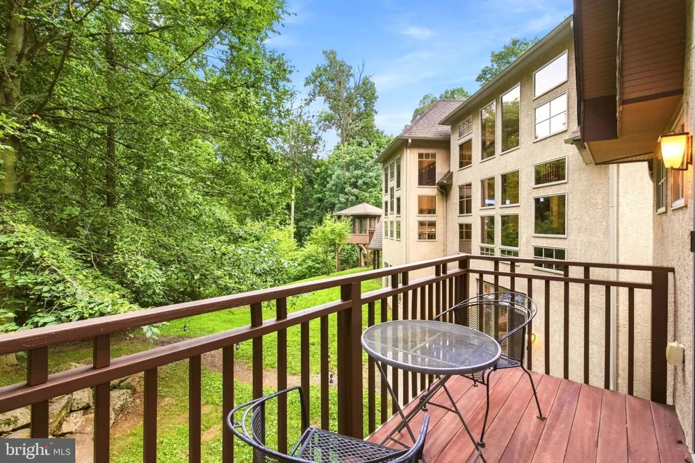 1741 HILLTOP ROAD Spring City, PA 19475