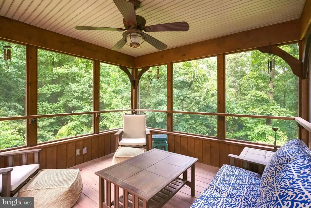 1741 HILLTOP ROAD Spring City, PA 19475