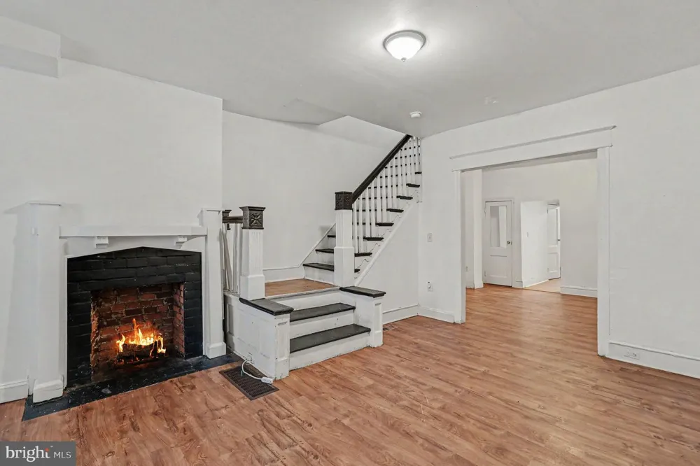 4813 WARNOCK STREET Philadelphia, PA 19141