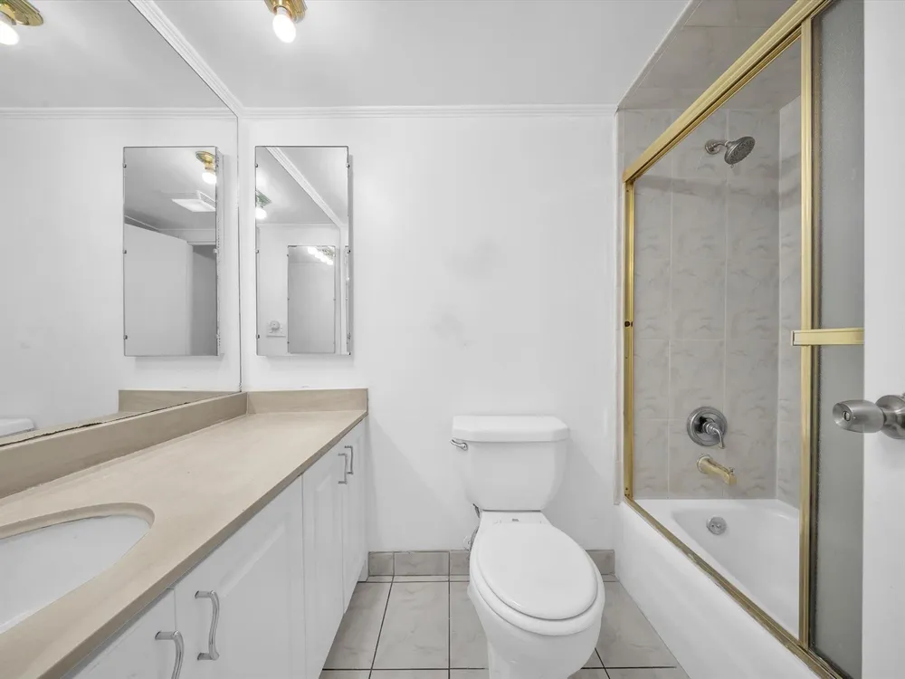 251 174th Street #2310 Sunny Isles Beach, FL 33160