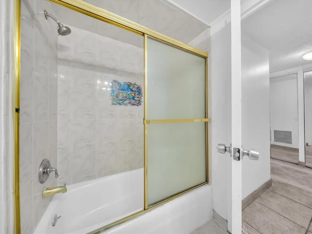 251 174th Street #2310 Sunny Isles Beach, FL 33160
