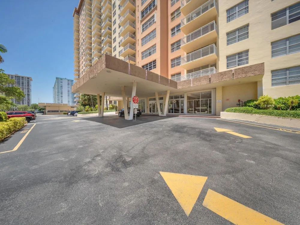 251 174th Street #2310 Sunny Isles Beach, FL 33160
