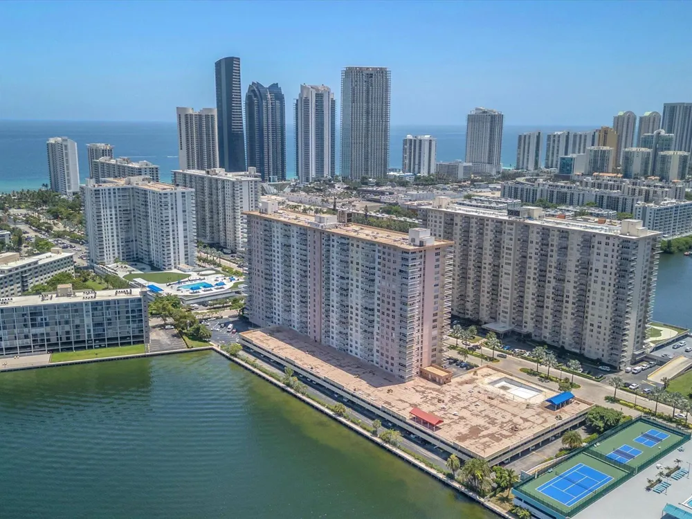 251 174th Street #2310 Sunny Isles Beach, FL 33160