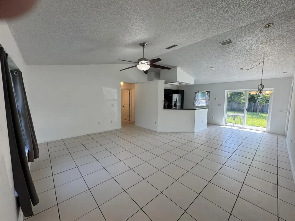 393 WALNUT AVENUE Orange City, FL 32763