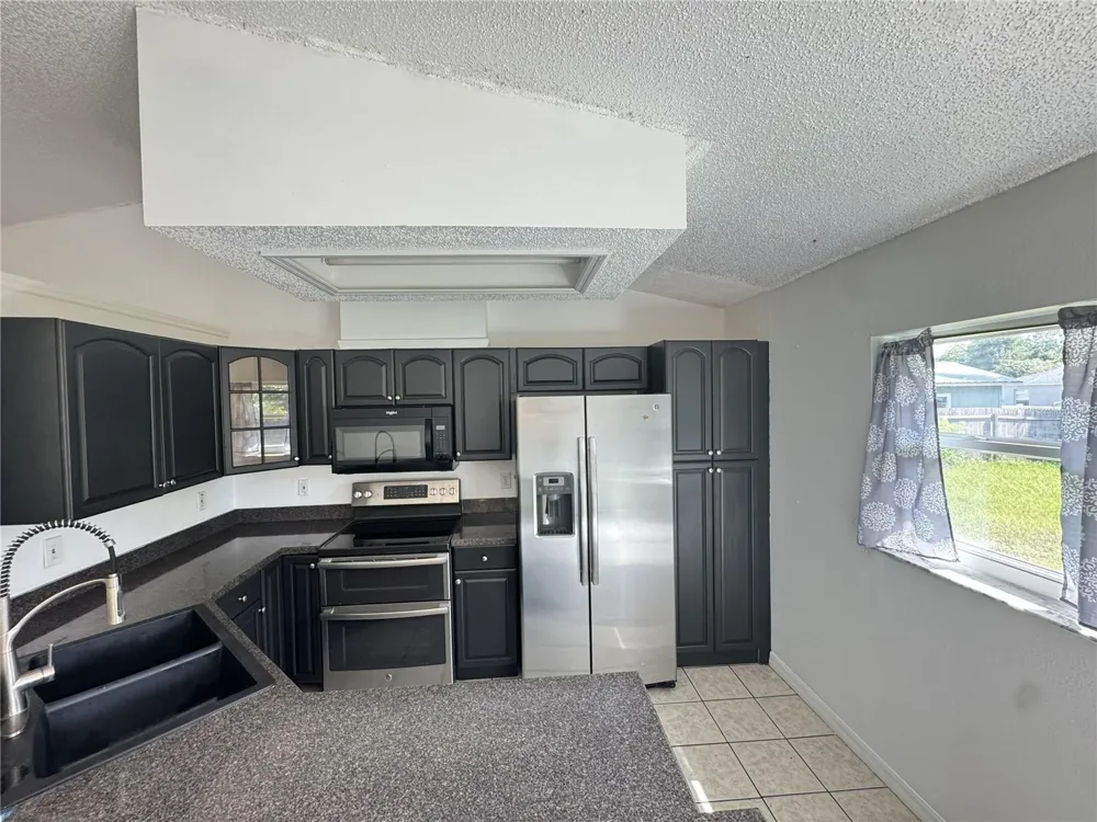 393 WALNUT AVENUE Orange City, FL 32763
