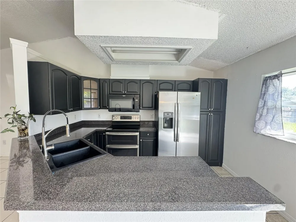 393 WALNUT AVENUE Orange City, FL 32763