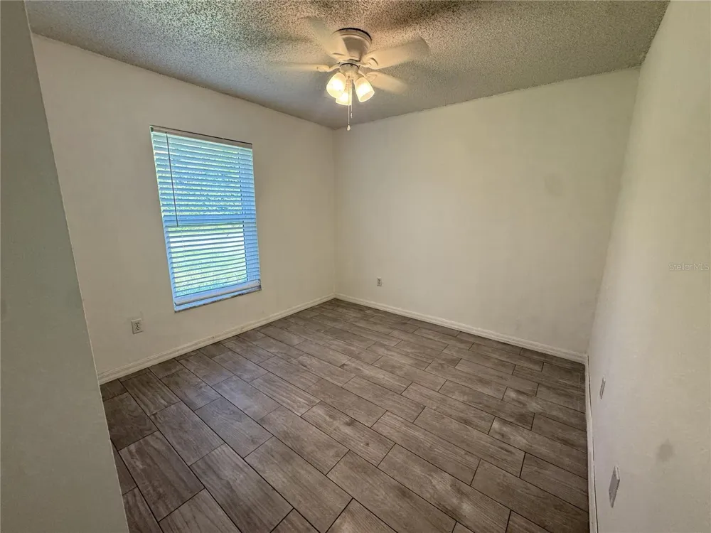 393 WALNUT AVENUE Orange City, FL 32763