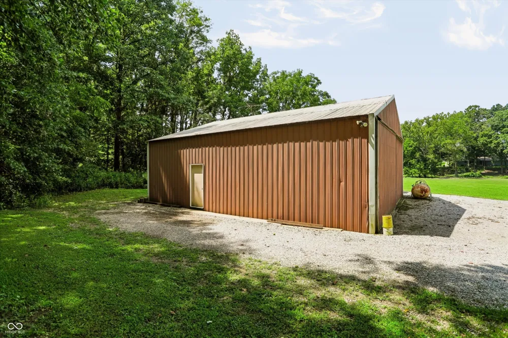 4222 E County Road 1000 S Cloverdale, IN 46120