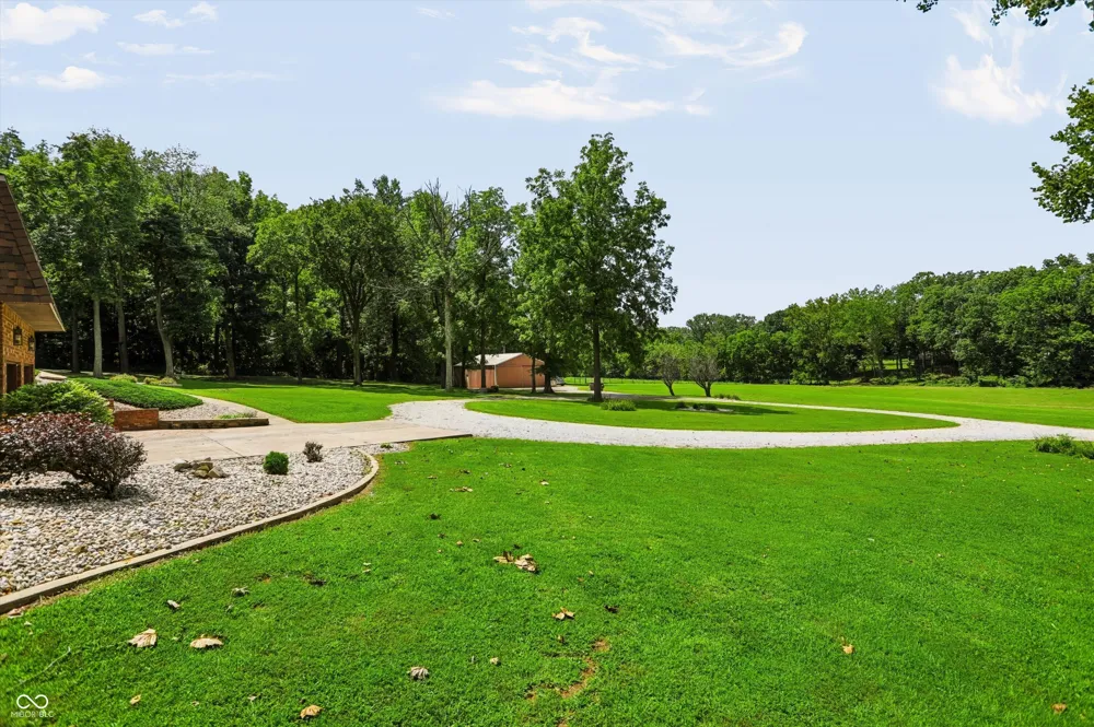 4222 E County Road 1000 S Cloverdale, IN 46120