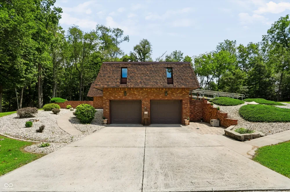 4222 E County Road 1000 S Cloverdale, IN 46120