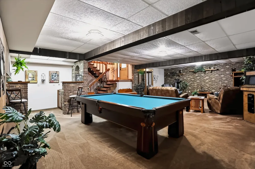 4222 E County Road 1000 S Cloverdale, IN 46120