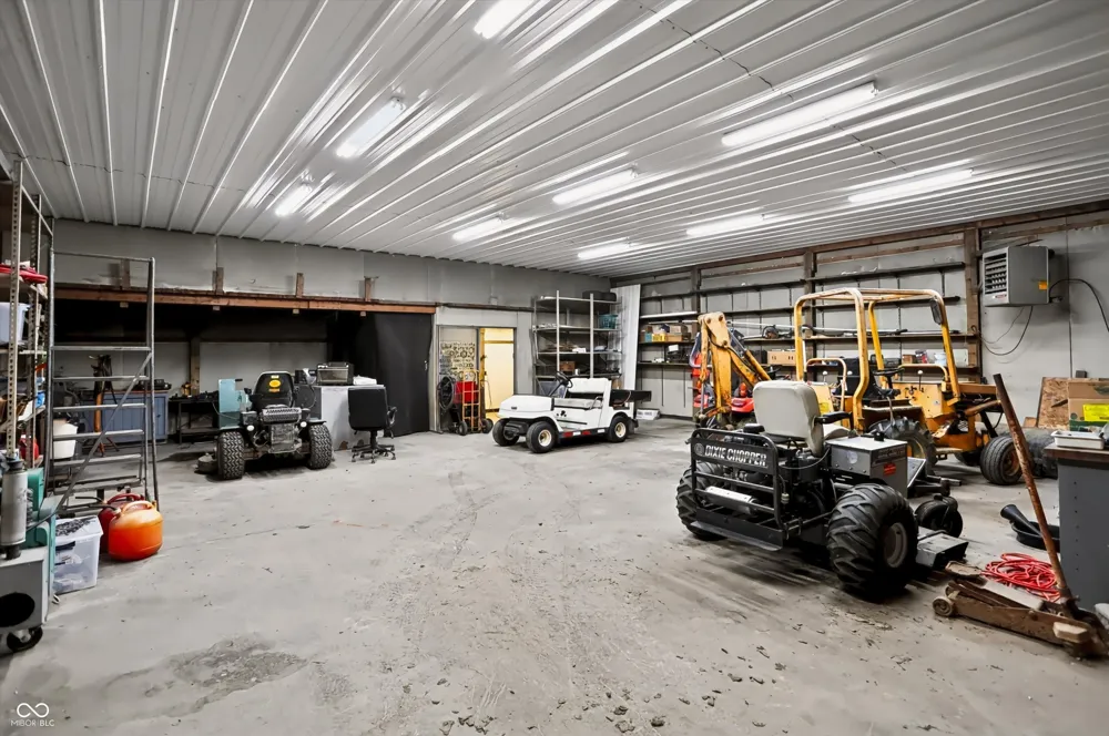 4222 E County Road 1000 S Cloverdale, IN 46120