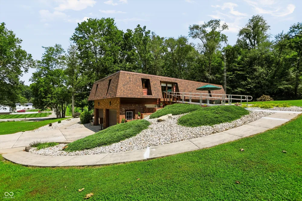 4222 E County Road 1000 S Cloverdale, IN 46120