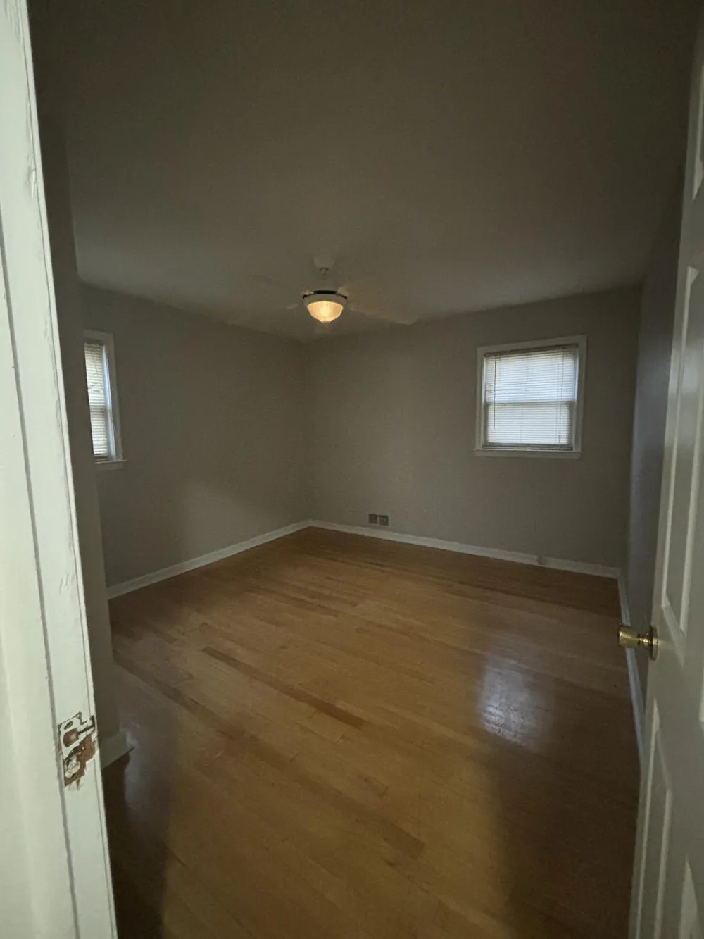 12116 Columbia Avenue Redford, MI 48239