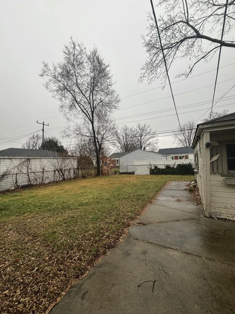 12116 Columbia Avenue Redford, MI 48239