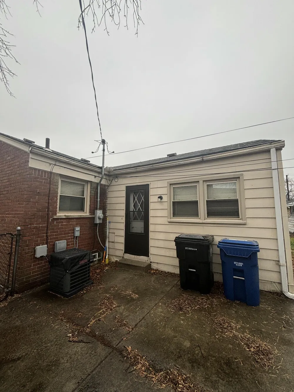 12116 Columbia Avenue Redford, MI 48239
