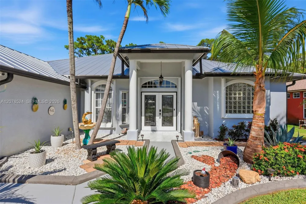 192 SW Fernleaf Trl Port St. Lucie, FL 34953