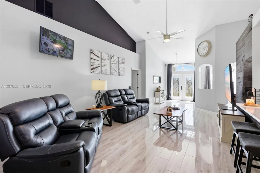 192 SW Fernleaf Trl Port St. Lucie, FL 34953