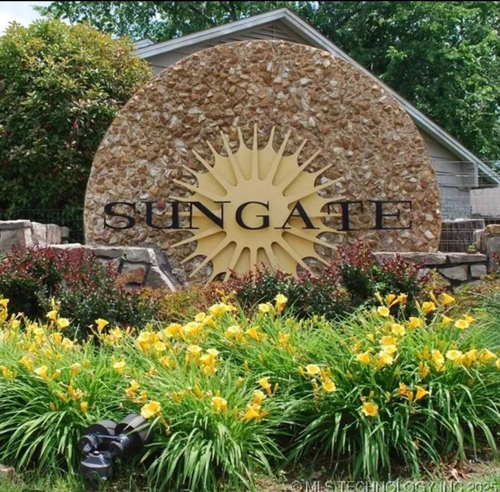 6731 E 51st Place S Tulsa, OK 74145