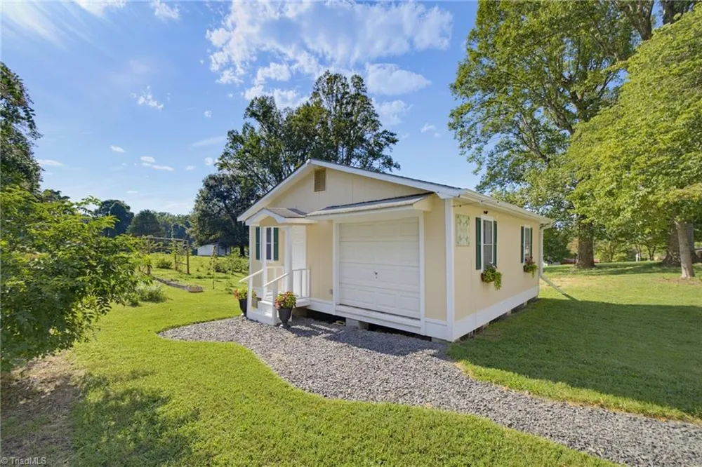 1608 Pecan Road Reidsville, NC 27320