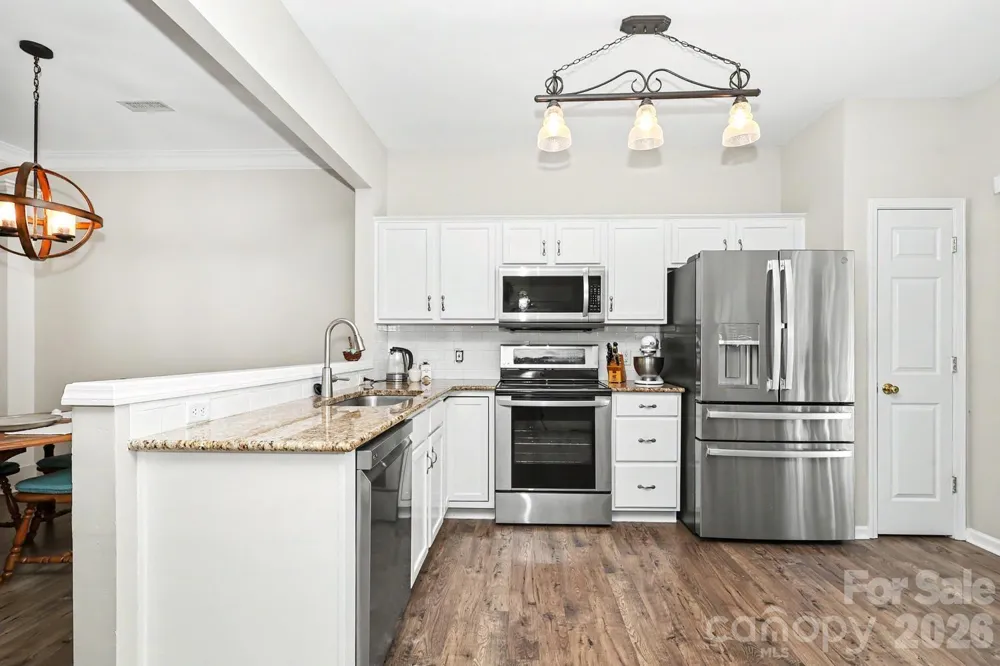 6614 Beverly Springs Drive Charlotte, NC 28270
