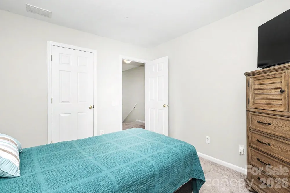 6614 Beverly Springs Drive Charlotte, NC 28270