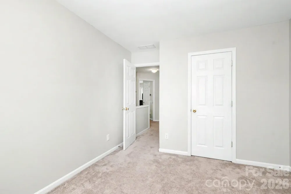 6614 Beverly Springs Drive Charlotte, NC 28270