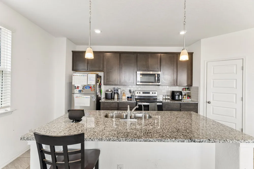 4318 Admirals Bend San Antonio, TX 78109