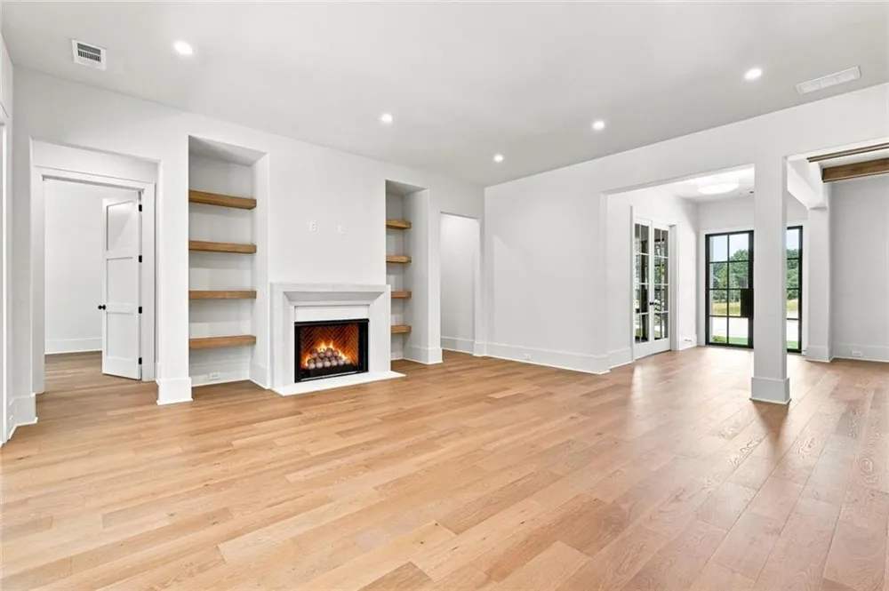 203 Memory Lane Canton, GA 30115