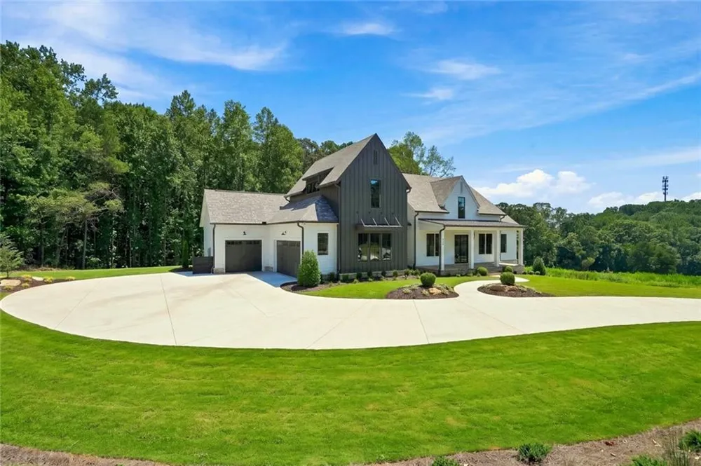 203 Memory Lane Canton, GA 30115