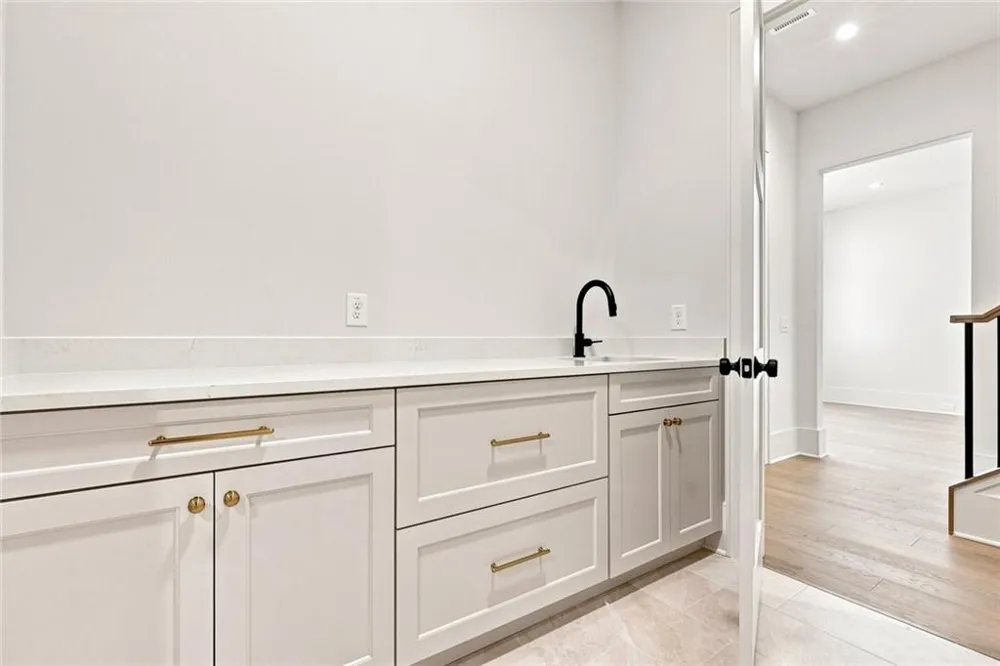 203 Memory Lane Canton, GA 30115