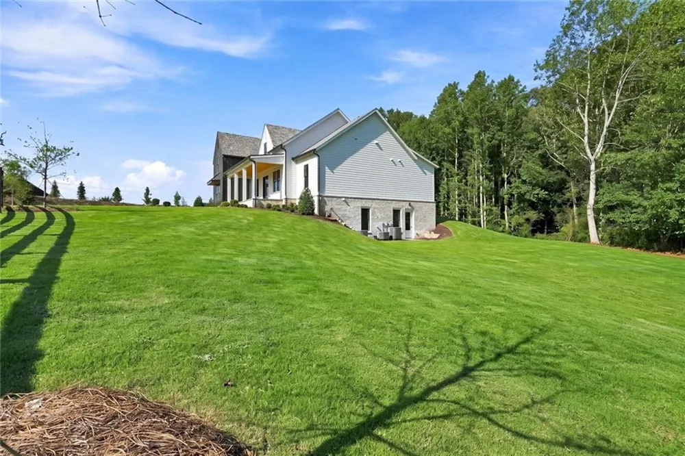 203 Memory Lane Canton, GA 30115