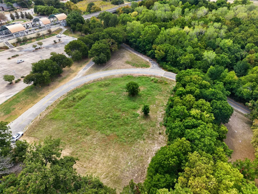5171 S Denley Drive Dallas, TX 75241