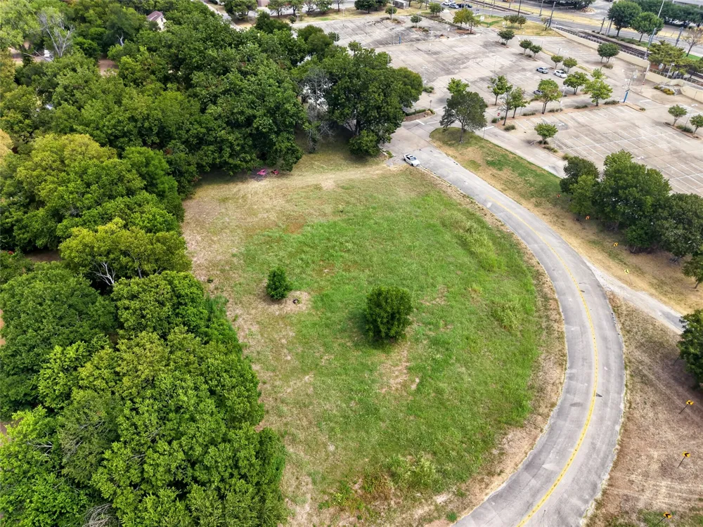 5171 S Denley Drive Dallas, TX 75241