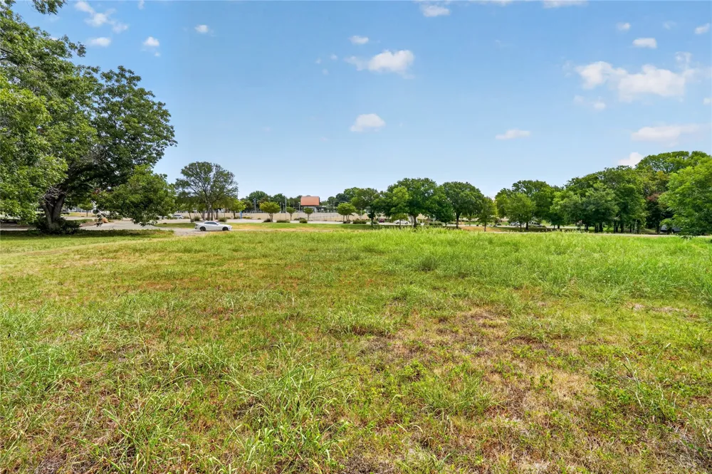 5171 S Denley Drive Dallas, TX 75241