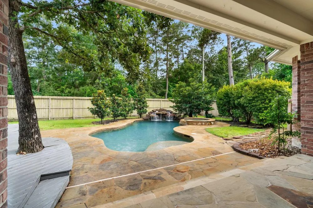 55 W Matisse Meadow Court The Woodlands, TX 77382